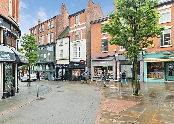 Hidden Retreat In The Heart Of The City - 2 Bed Apt